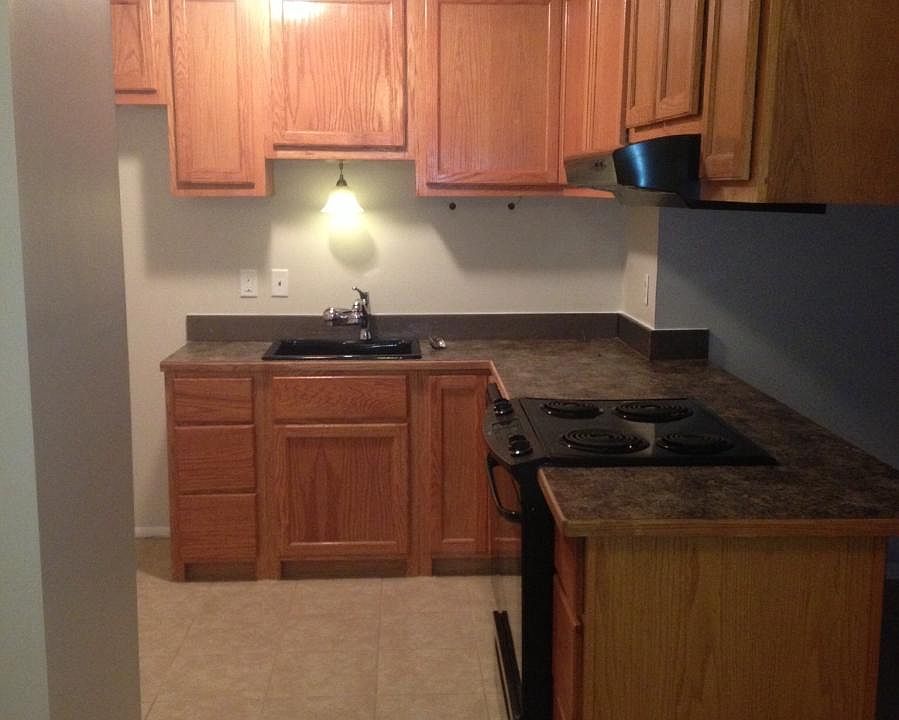 2nd image of 106 Olympic Ct