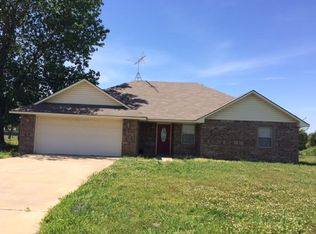118 Garden Wood, Holdenville, OK 74848