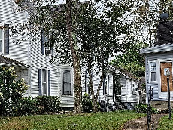 2nd image of 203 W South St