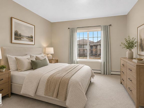 3rd image of 263 Macewan Rd SW #104