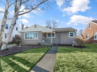 1304 N 9th St, Manitowoc, WI 54220