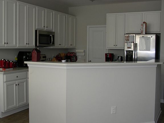 3rd image of 8990 Cat Tail Pond Rd