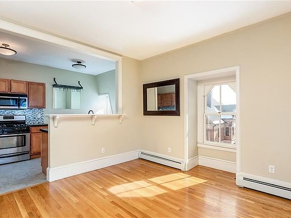 5th image of 37-39 Parkis Ave #5
