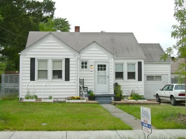 2104 Pershing Ave, Norfolk, VA 23509