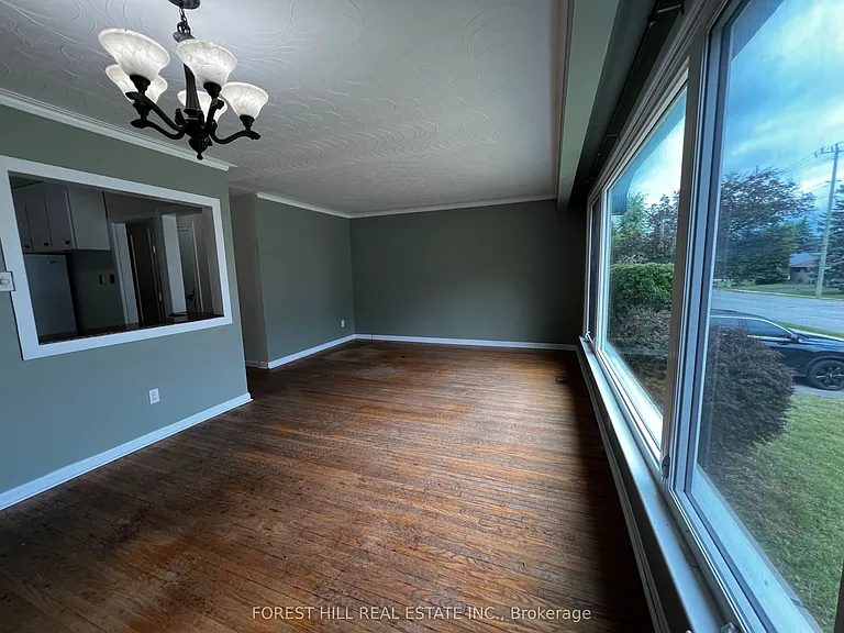 244 Saint Vincent St #UPPER — Photo 6