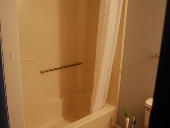5th image of 2225 S Hoyt Ave APT 5