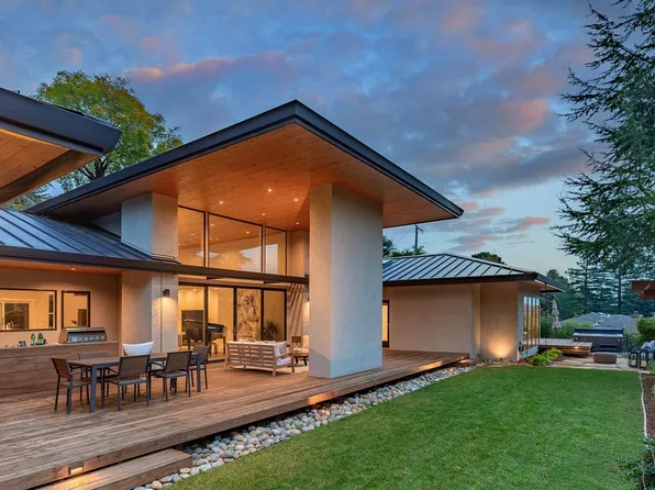 353 Costello Dr, Los Altos, CA 94024