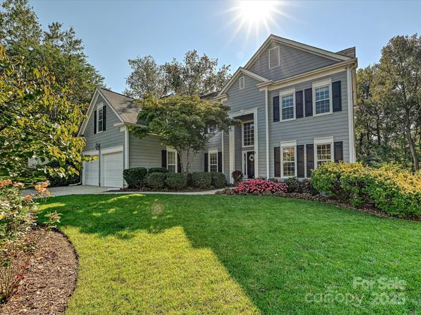 6325 Hawkwood Ln, Charlotte, NC 28277