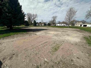 206 S 5th St, Battle Creek, NE 68715