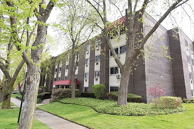 1st image of 10015 Beverly Dr APT 310