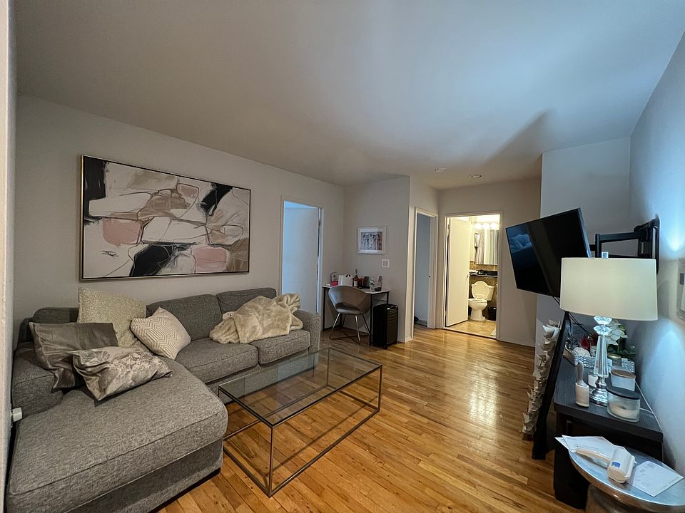 1st image of 284 Mott St APT 7L