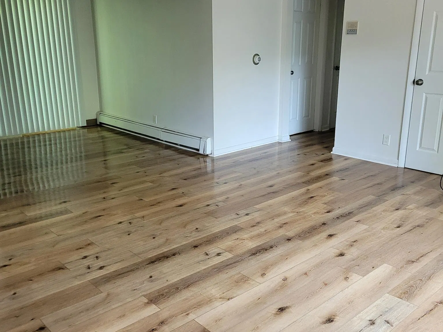 2 bed, 850 sqft, $975 — Photo 3