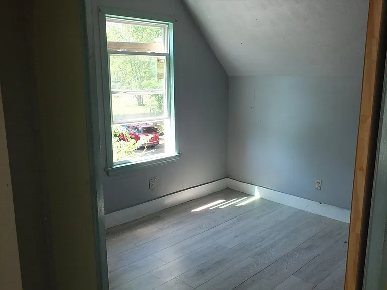 241 Tyler St — Photo 15
