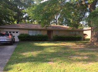 601 Lynoak St, Marshall, TX 75672