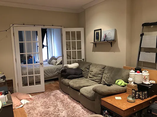 Rented by R New York | media 29