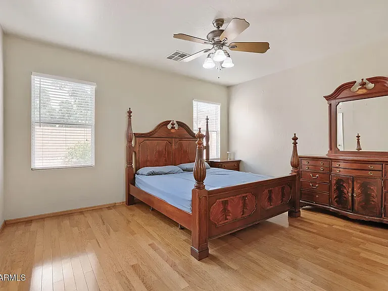 7270 W Gardenia Ave — Photo 11