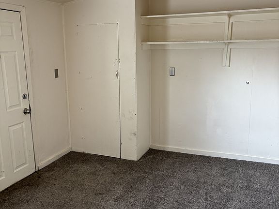 5th image of 2001 W Broadway St APT 14