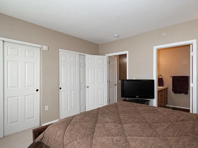 2769 W Riverwalk Cir #I — Photo 12