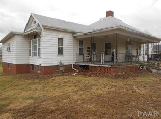 115 W Magnolia St, Washburn, IL