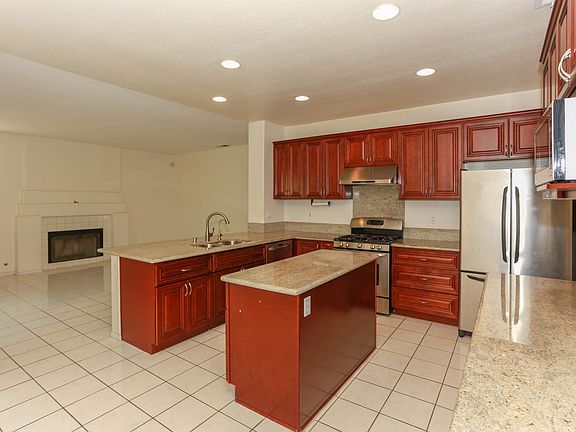 4th image of 12320 Crisscross Ln
