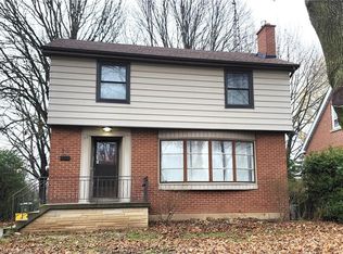 35 W 21st St, Hamilton, ON L9C4M6