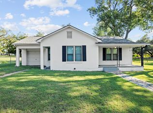 808 W San Antonio St, Fredericksburg, TX 78624