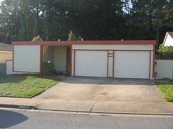 1st image of 2781 Oakmont Dr