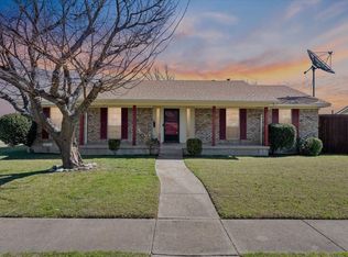 910 Bradfield Dr, Garland, TX