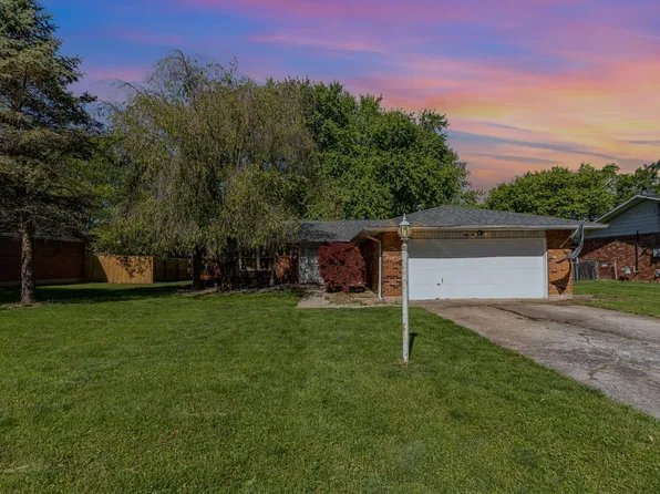 813 Marcia Dr, Trenton, OH 45067