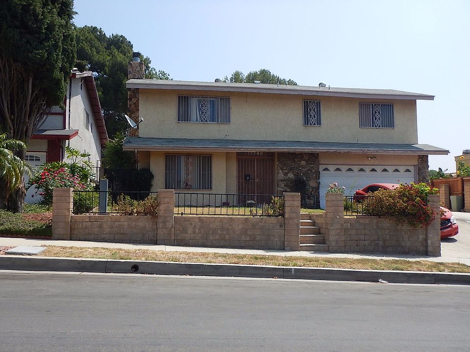 1st image of 11740 Eldridge Ave