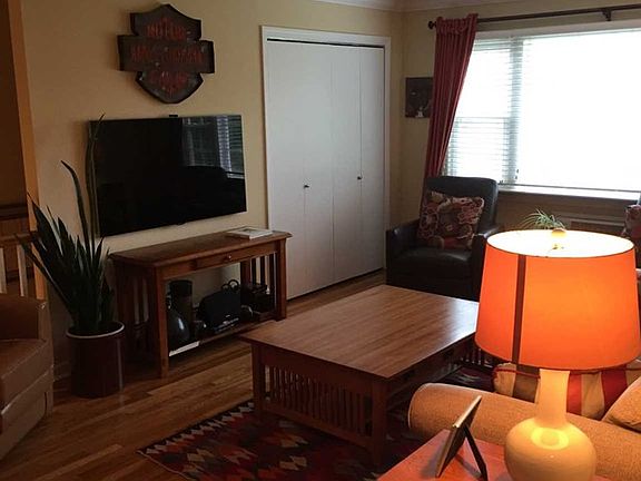 3rd image of 666 Bloomfield Ave APT 22