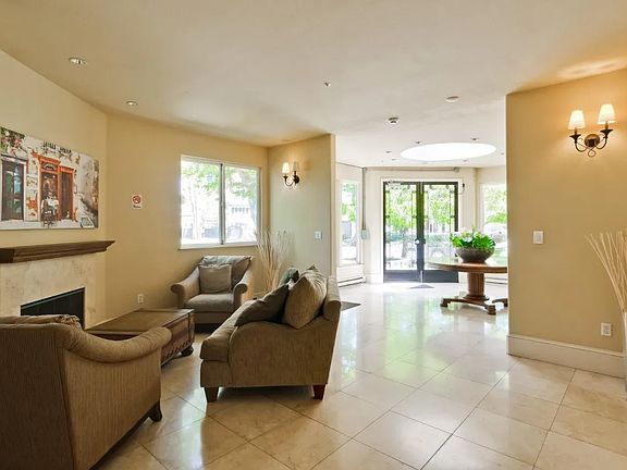 2nd image of 107 El Camino Real APT 101