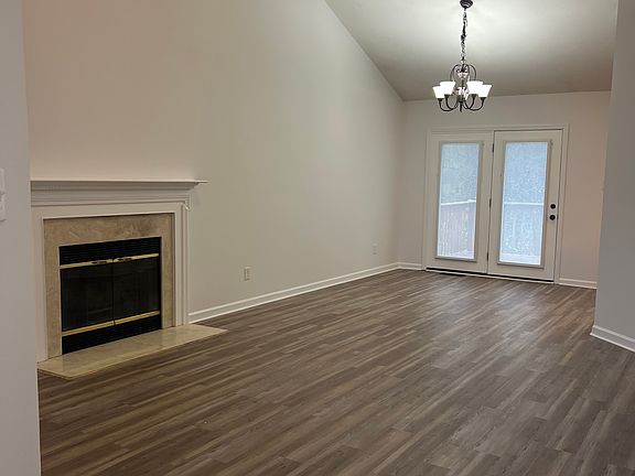 2nd image of 1161 Edenbridge Way