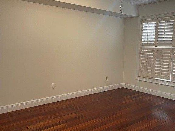 3rd image of 1236 Tropez St