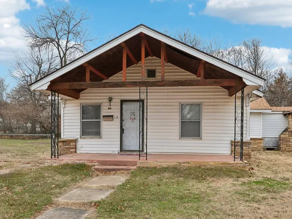 2811 W 37th Pl, Tulsa, OK 74107