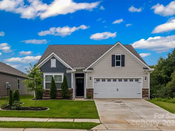 1235 Rutherford St, York, SC 29745