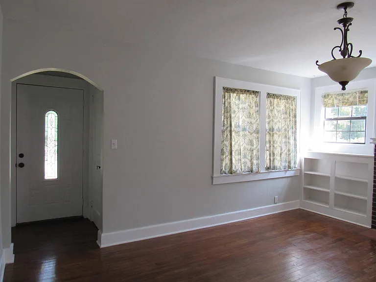 1401 Brown Ave — Photo 16