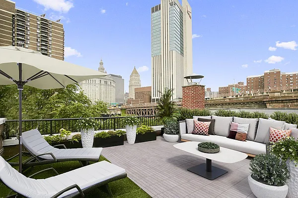 Rented by Time Equities Brokerage | media 1