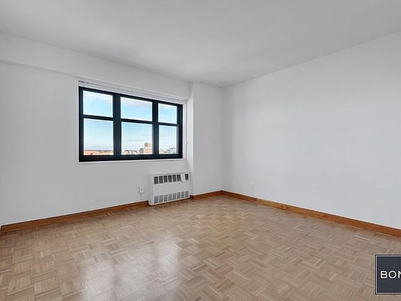 4th image of 3343 14th St APT 15C