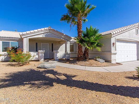 3rd image of 2975 Caravelle Dr