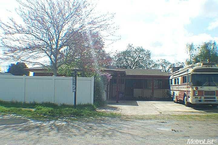 1st image of 3962 Santa Fe St