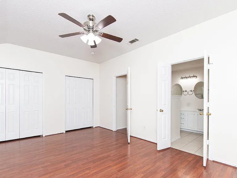 3301 Dorothy Jane Dr — Photo 8