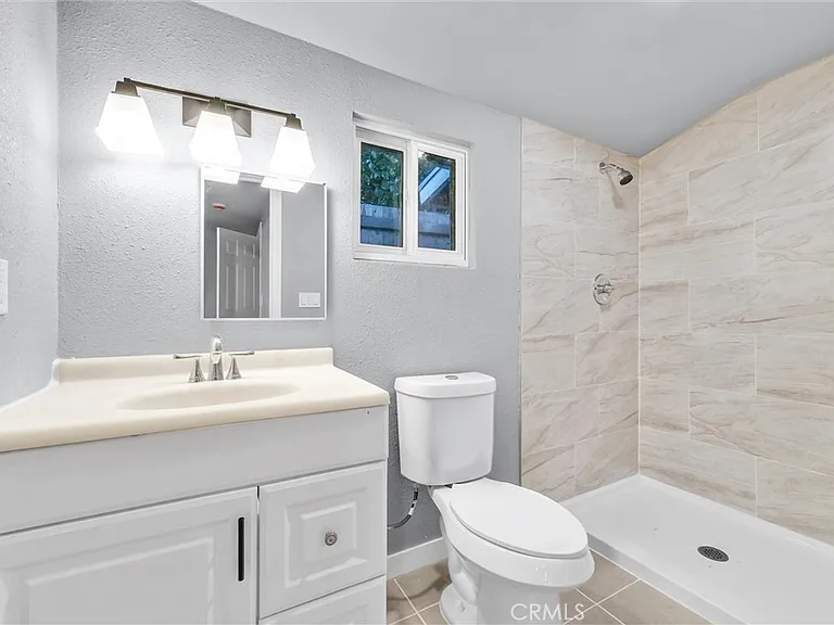 354 E Culver Ave — Photo 10