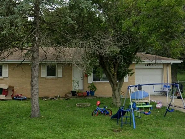 3915 N Neely Ave, Decatur, IL 62526