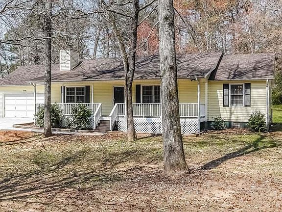 3rd image of 652 Saddlewood Dr
