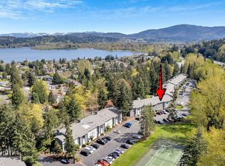 Sammamish Bluffs Condominiums, Sammamish, WA 98027