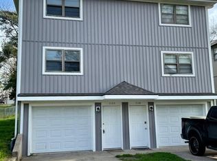 1130 Delaware St, Leavenworth, KS 66048