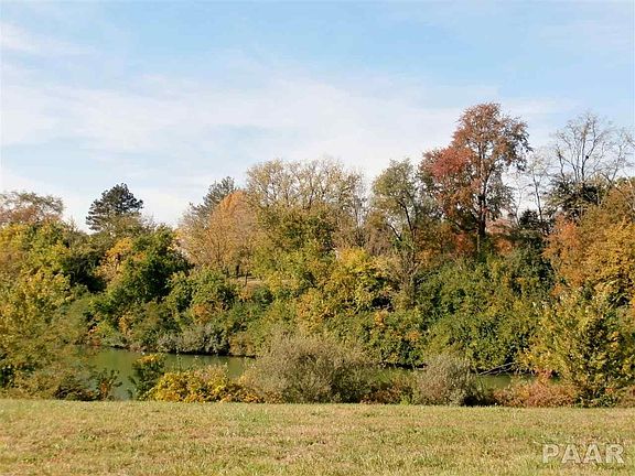4th image of 1925 N Lake Ct