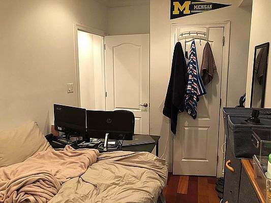 5th image of 403 W 48th St APT 2A