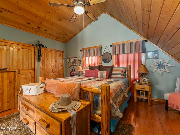 9th image of this home